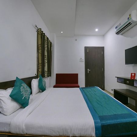 Oyo 9969 Hotel Kshipra Dham Ujjain Eksteriør billede