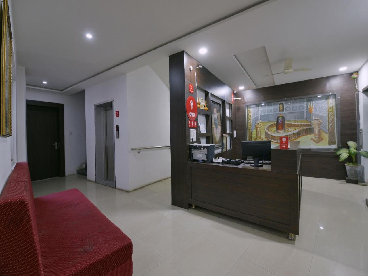 Oyo 9969 Hotel Kshipra Dham Ujjain Eksteriør billede