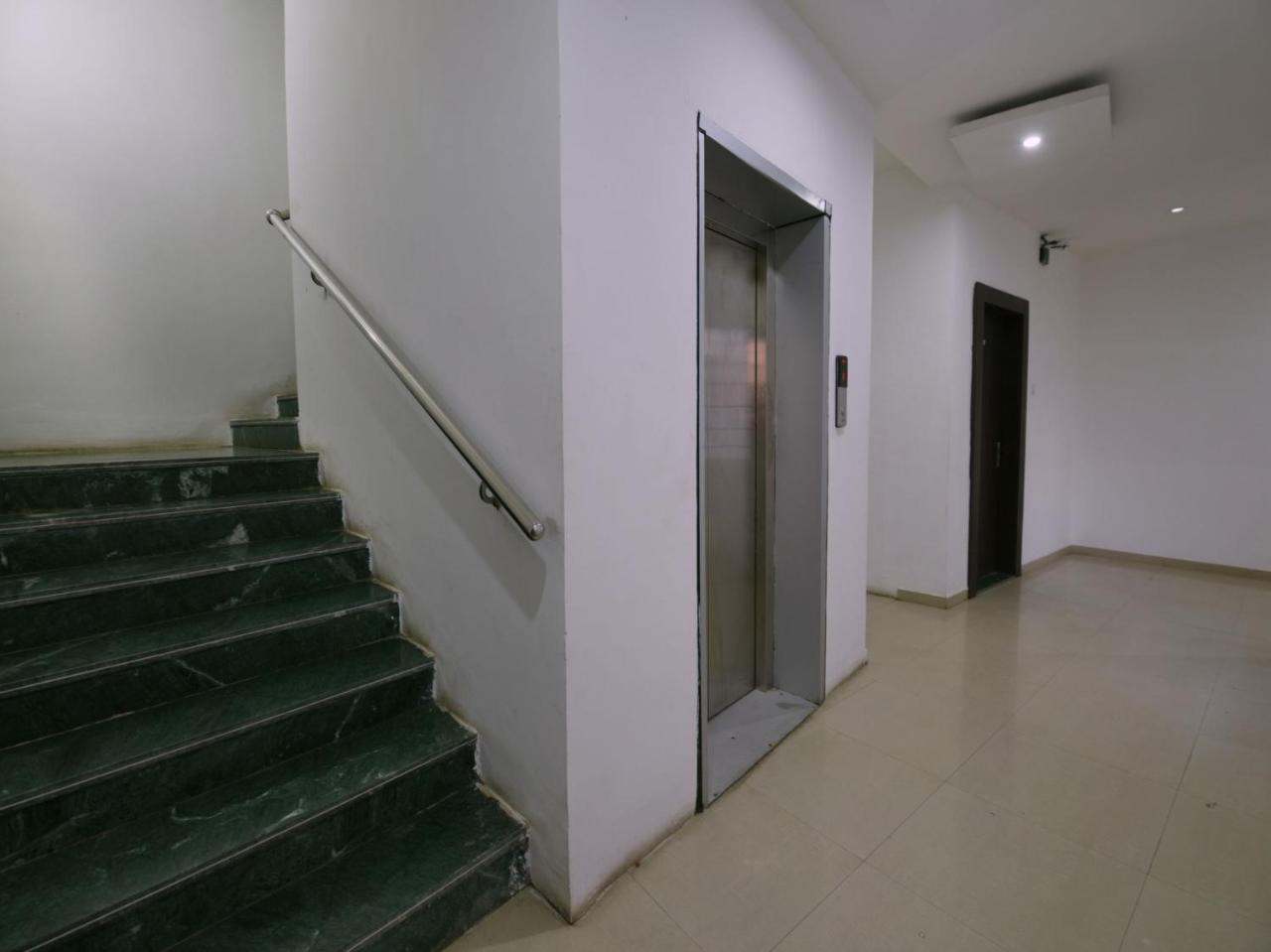 Oyo 9969 Hotel Kshipra Dham Ujjain Eksteriør billede