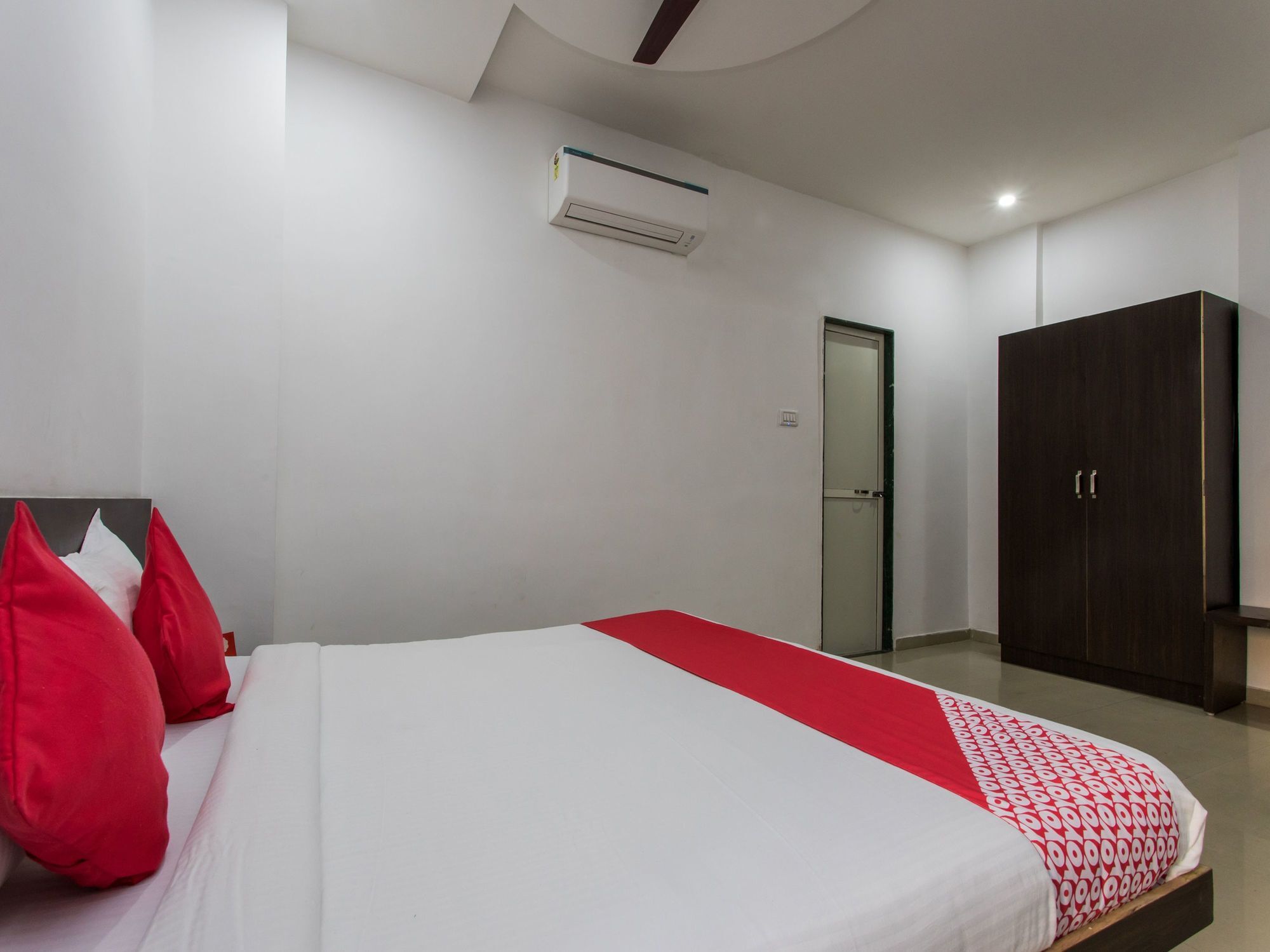 Oyo 9969 Hotel Kshipra Dham Ujjain Eksteriør billede
