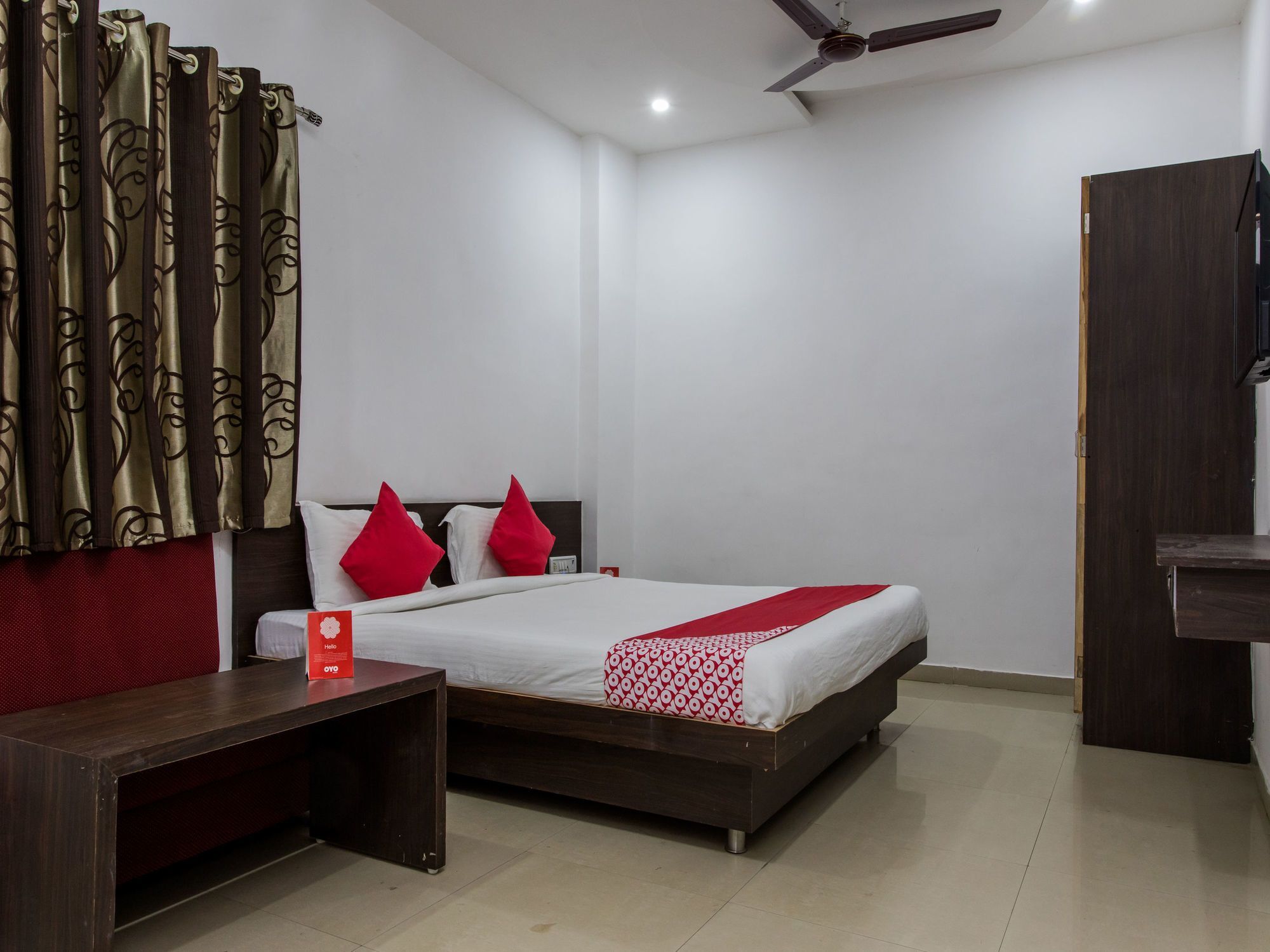 Oyo 9969 Hotel Kshipra Dham Ujjain Eksteriør billede